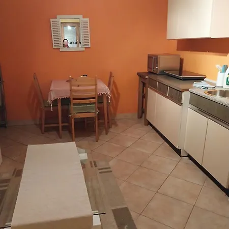 Pillango Apartement Διαμέρισμα Nikla